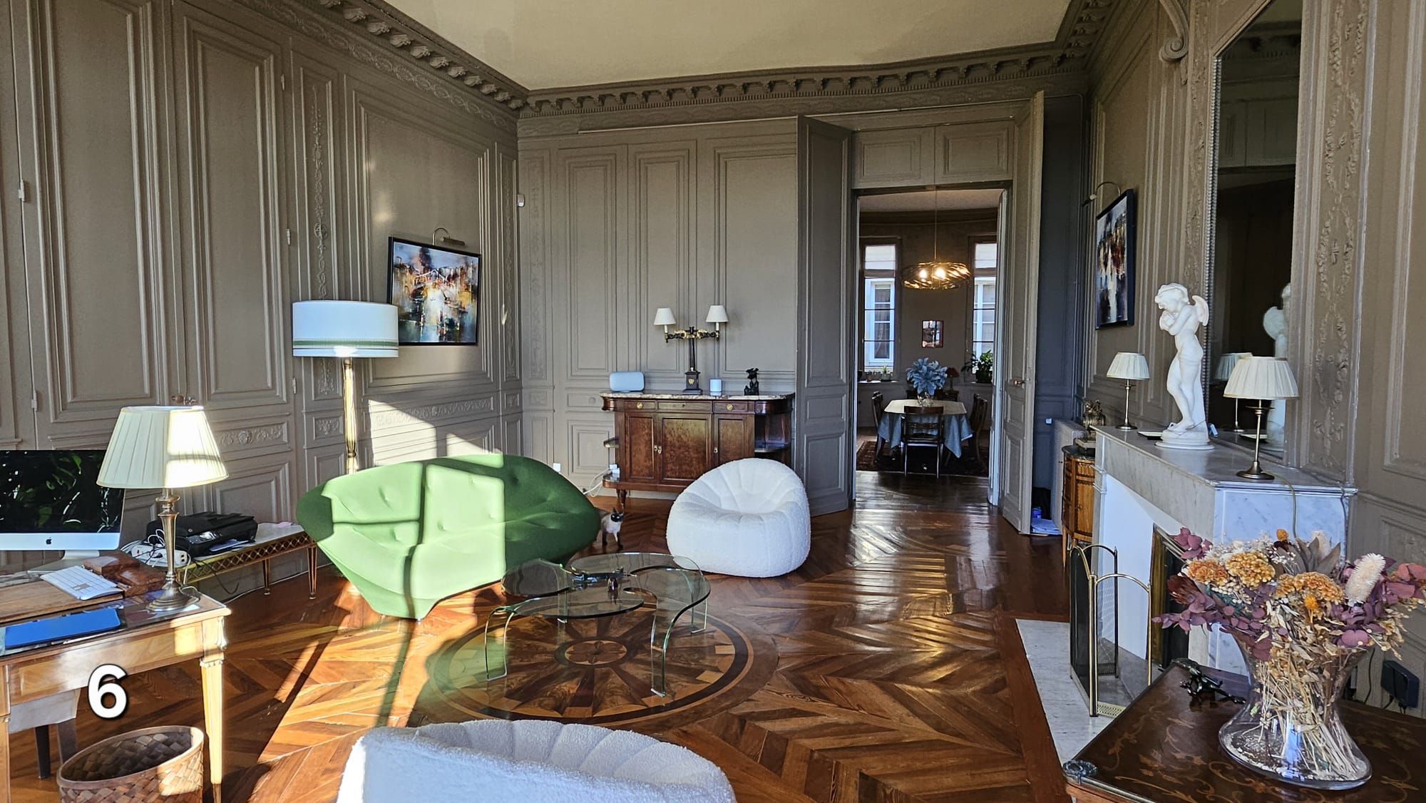 SALON_PERSPECTIVE